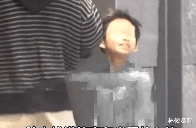下失去母亲的悲伤继父具俊晔暴瘦很多AG旗舰厅大S儿子难得露面暂时放
