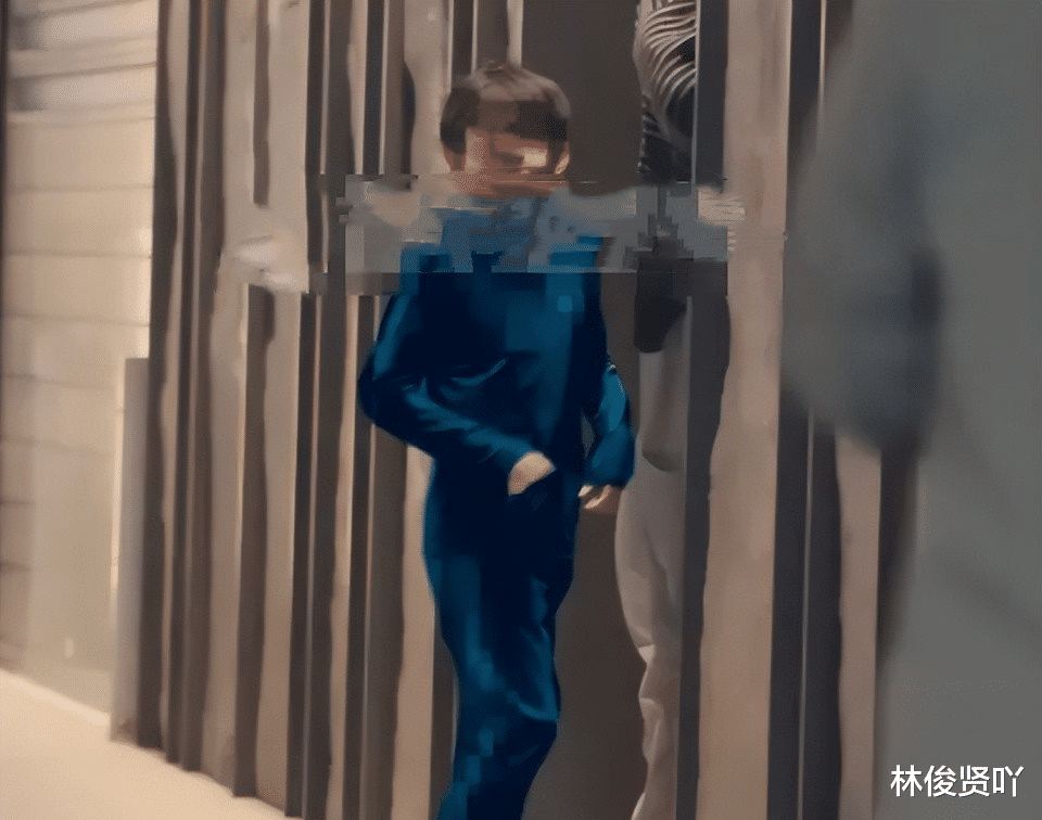 下失去母亲的悲伤继父具俊晔暴瘦很多AG旗舰厅大S儿子难得露面暂时放(图5)